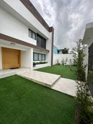 casa moderna en arroyo hondo