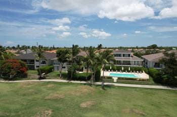 Se Vende Exclusivo Apartamento en Cocotal Golf & Country Club