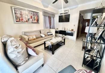 Familiar Apartamento de 2 Habitaciones en La Esperilla