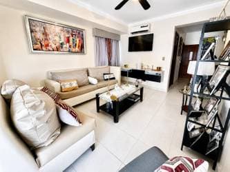 Familiar Apartamento de 2 Habitaciones en La Esperilla