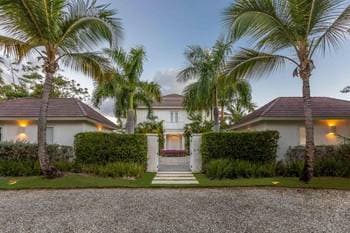 Furnished 5-Bedroom Villa with Adjacent Lot for Sale in Tortuga Bay, Puntacana Resort & Club