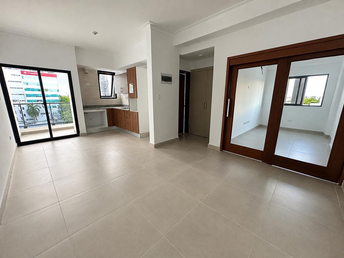Apartamento a estrenar en alquiler de 1 habitación más estudio en El Vergel