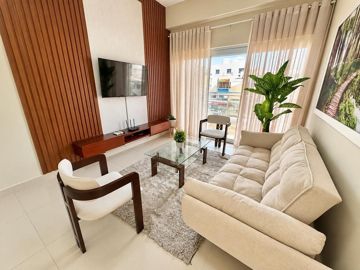 Apartamento amueblado de 2 habitaciones en alquiler en Paraíso